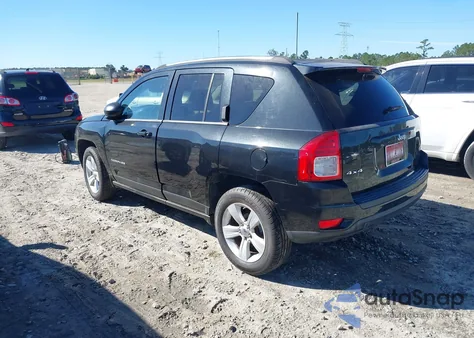 2011 Jeep Compass from USA, damaged, VIN 1J4NF1FB0BD223552